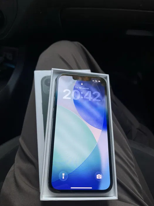 айфон 13 срочно 128 гб IPhone 13