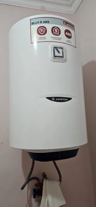 Водонагреватель Бойлер Ariston