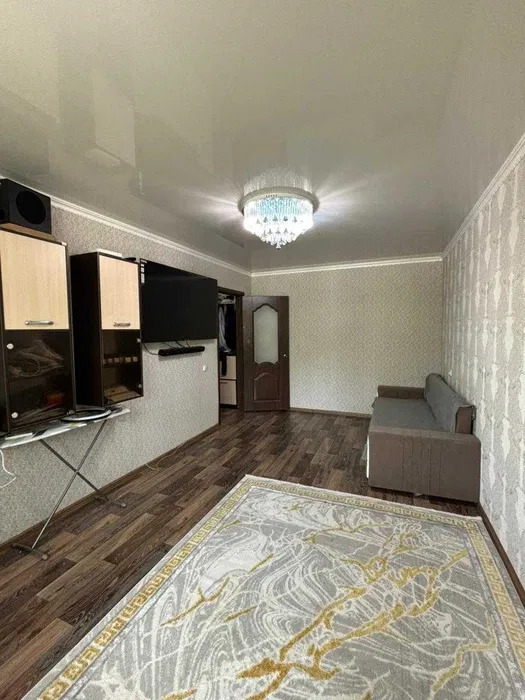 2-комнатная квартира · 44.1 м² · 1/5 этаж, Волынова 10